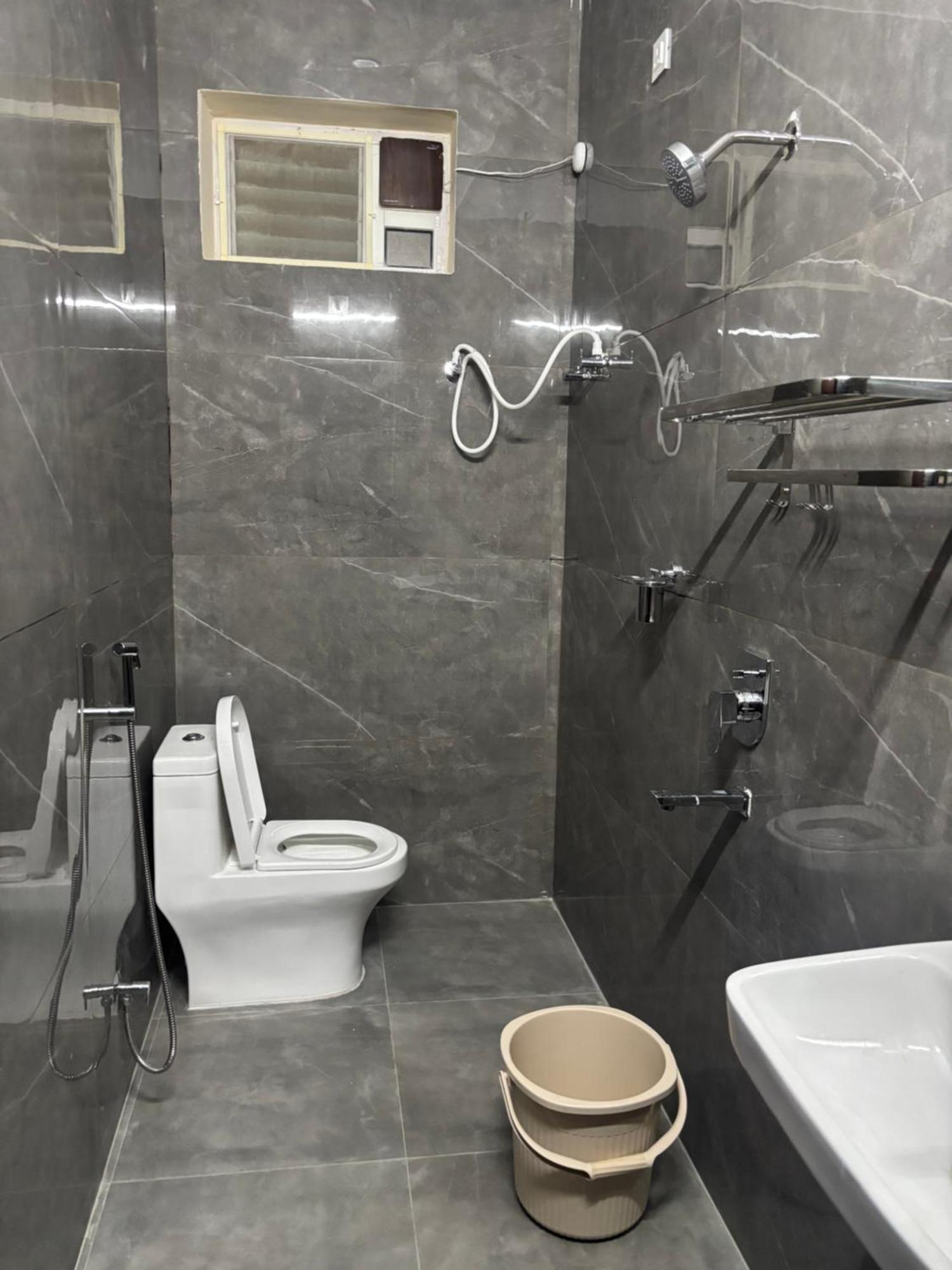 Nest Inn Homestay Tirupati Eksteriør billede