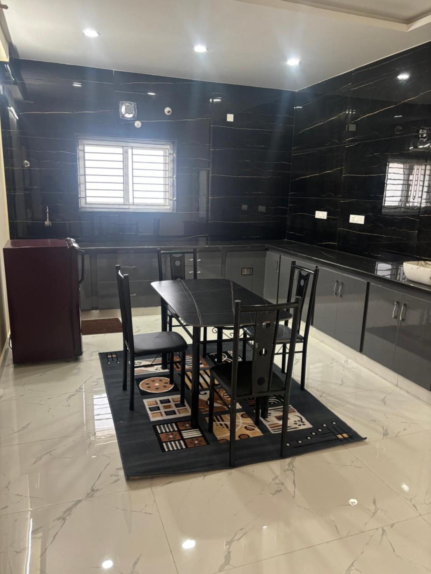 Nest Inn Homestay Tirupati Eksteriør billede